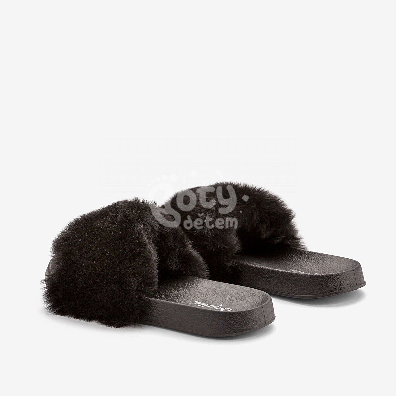 Zateplené pantofle Coqui FURRY Black